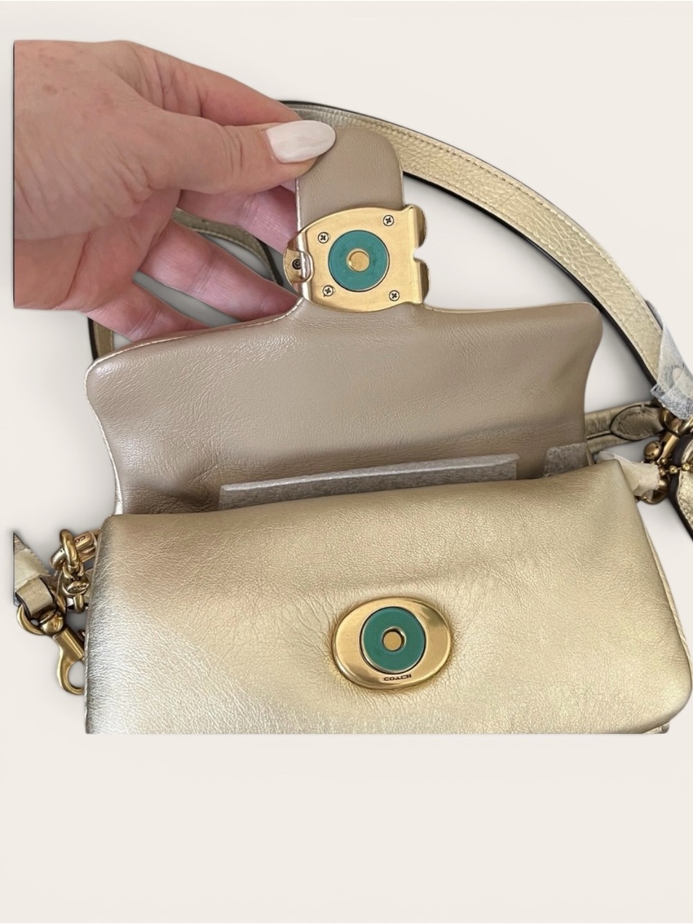 New Coach Pillow Tabby 18 Metallic Gold Leather Shoulder Bag Crossbody - Picture 9 of 11